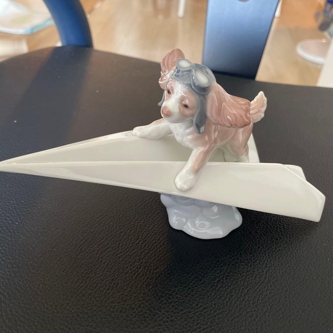 ☆LIADRO リアドロ 犬と紙飛行機 陶器 人形