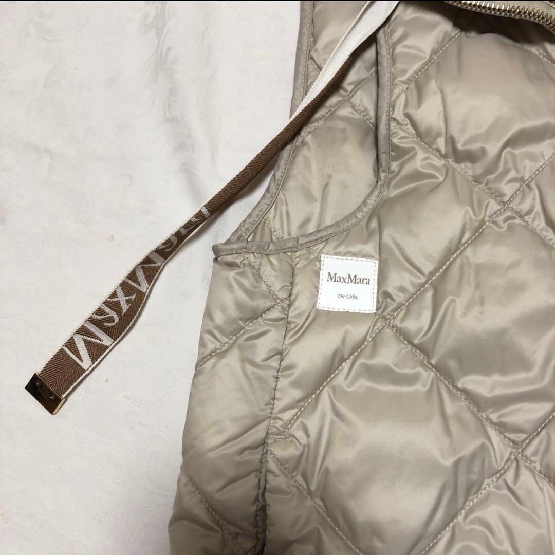 マックスマーラ　ダウンベスト