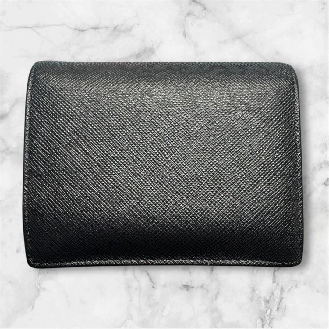 美品 PRADA 二つ折り財布 1MV204サフィアーノ レザー トライアングル