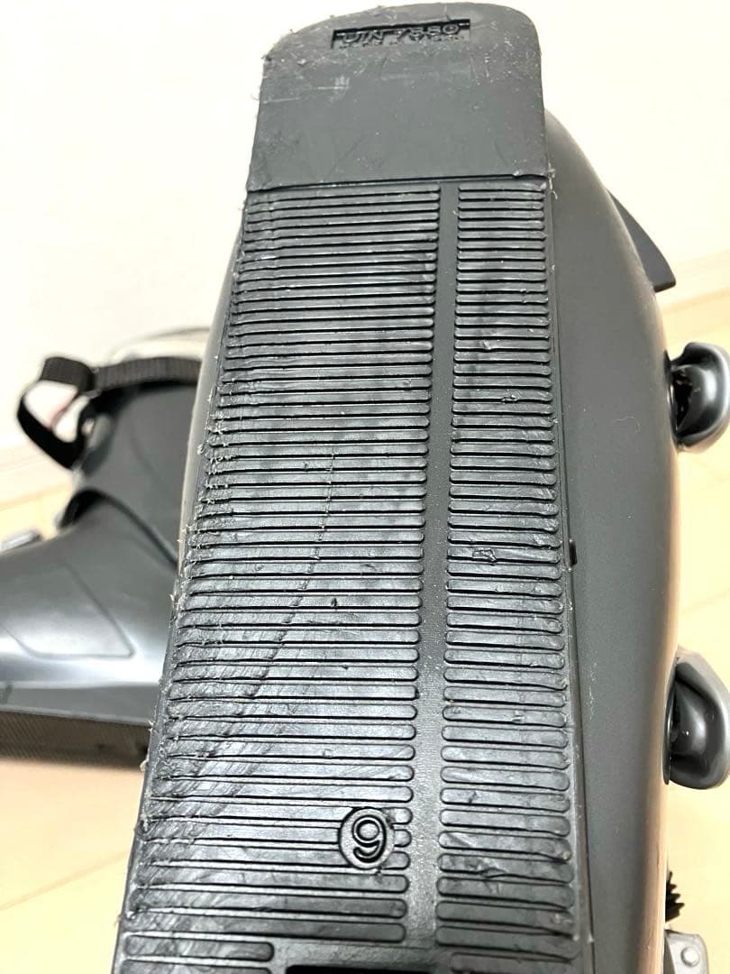 GEN FACTORY スキーブーツ 27.0ぐらい？　ゲンファクトリ