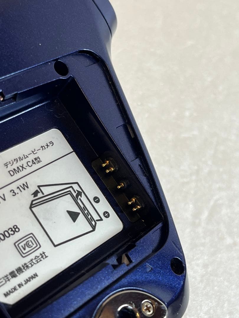 マム子 ☆稀少☆SANYOデジタルムービーカメラXacti DMX-C4