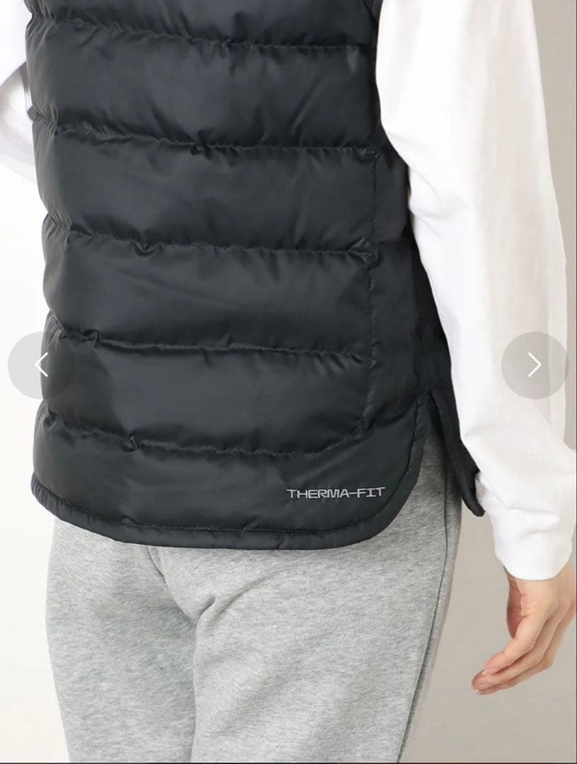 NIKE レディース ダウンベスト ブラック M