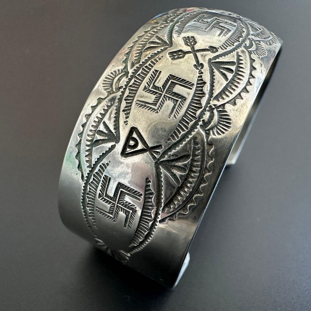 Navajo 30s Bell Trading Post ヴィンテージ バングル