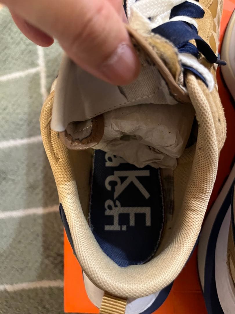 るー。Sacai x Nike Vaporwaffle - Sesame