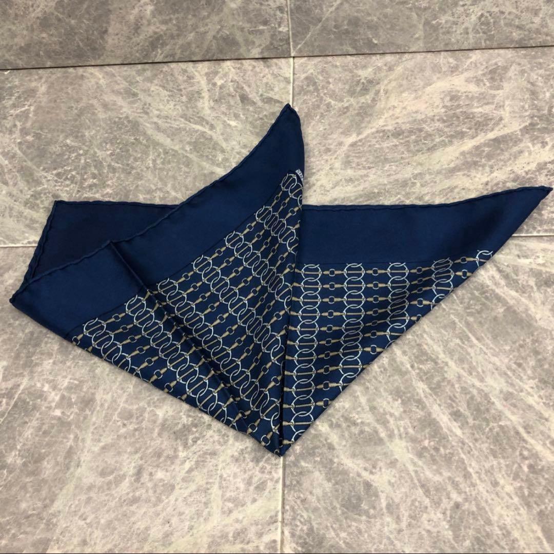 ◆極美品◆ HERMES カレ45 プチカレ シルク100％ スカーフ