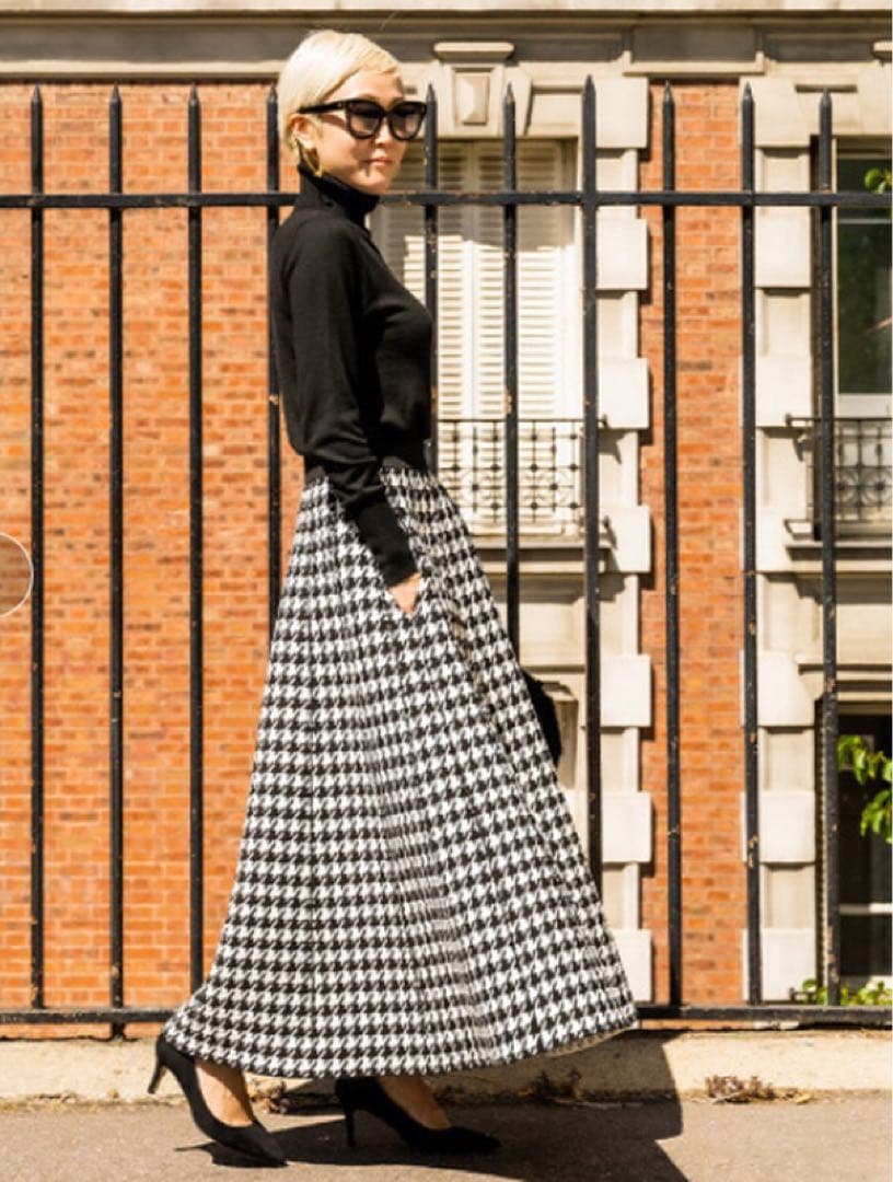 JENNE ジェンヌ　ボリュームフレアニットスカート