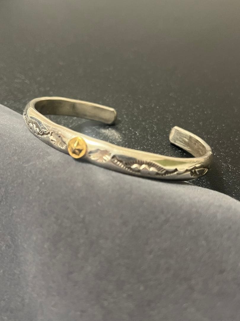 ビンゴブラザーズ　バングル