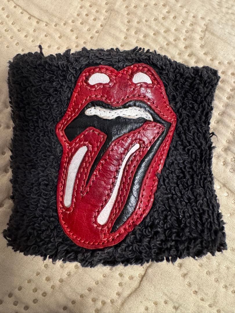 クロムハーツ x ローリングストーンズ リストバンド リップ&タン