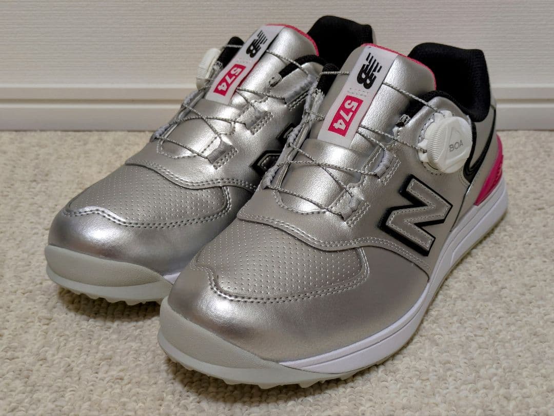 新品未使用 ニューバランス WGBS574B ゴルフシューズ BOA式 シルバー