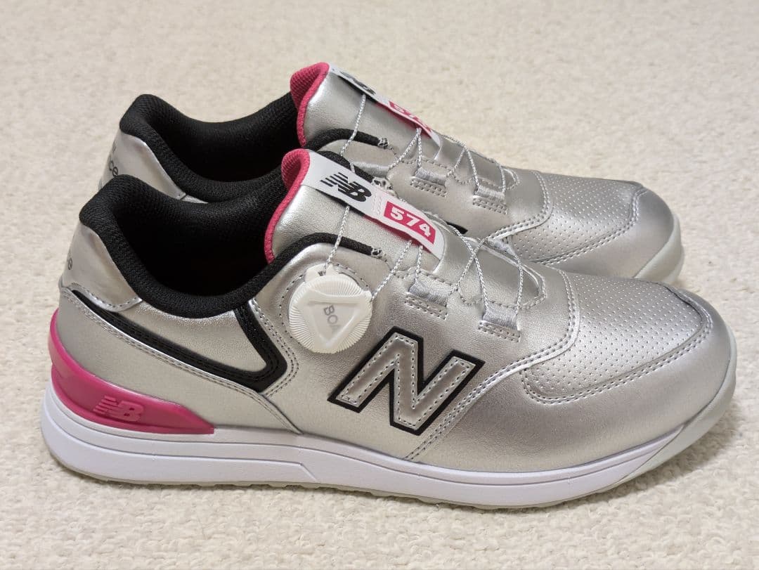 新品未使用 ニューバランス WGBS574B ゴルフシューズ BOA式 シルバー