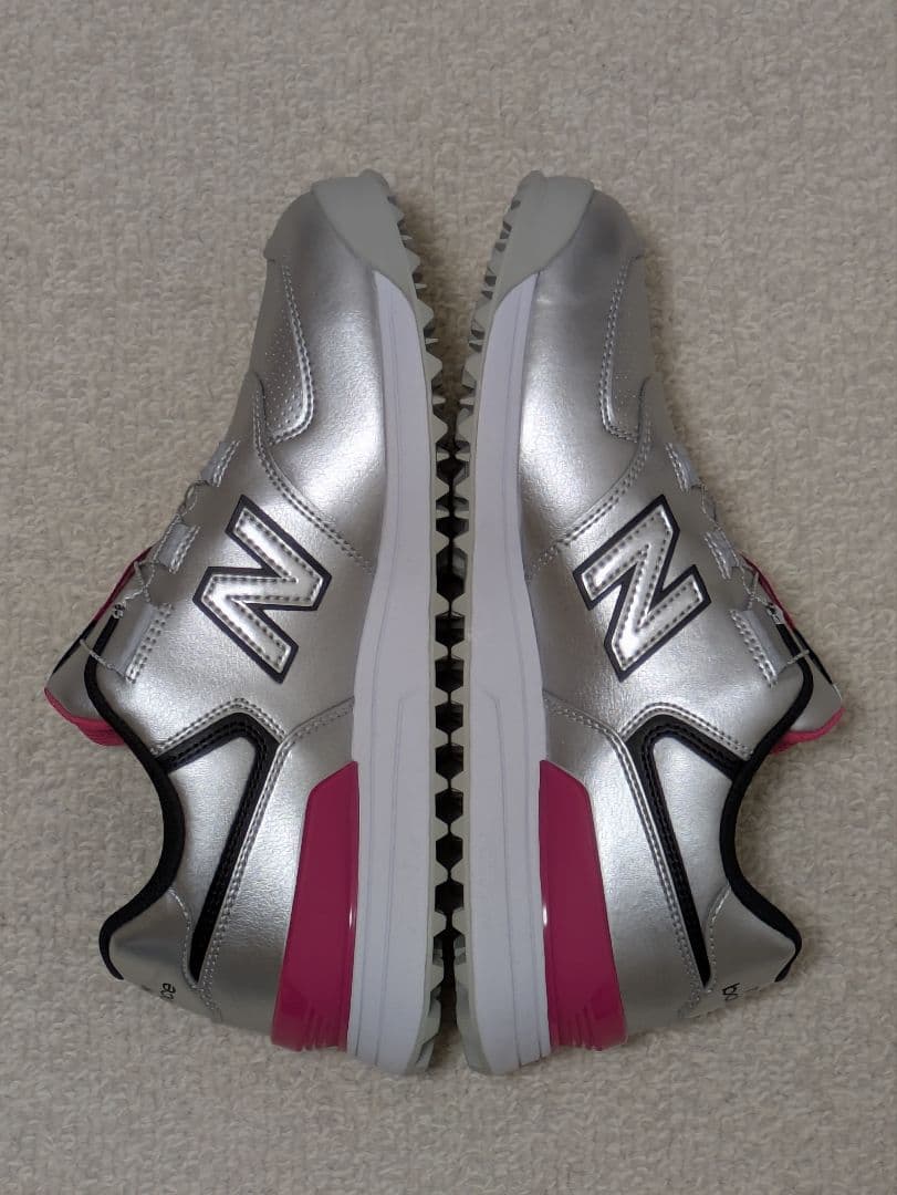 新品未使用 ニューバランス WGBS574B ゴルフシューズ BOA式 シルバー