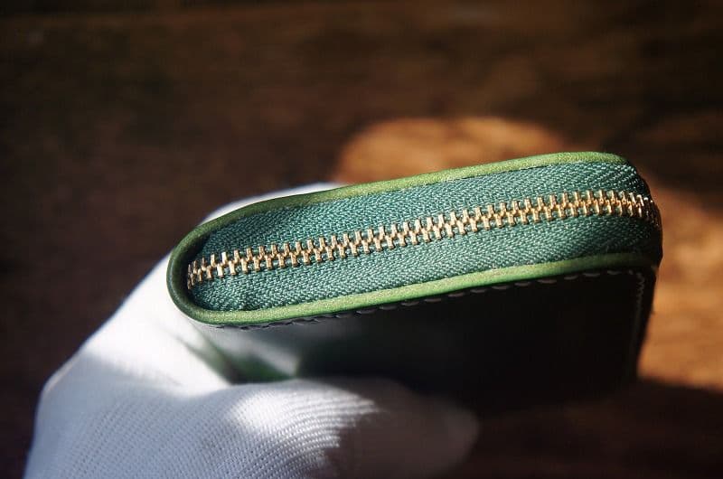 【送料無料】ルガトショルダーのミニラウンドファスナー【パロットグリーン】