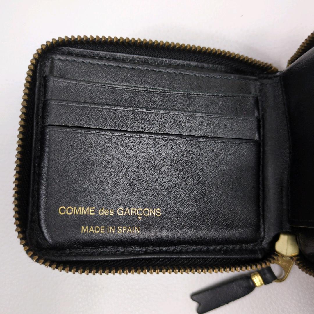 コムデギャルソン ラウンドジップ ファスナー 二つ折り財布 ブラック