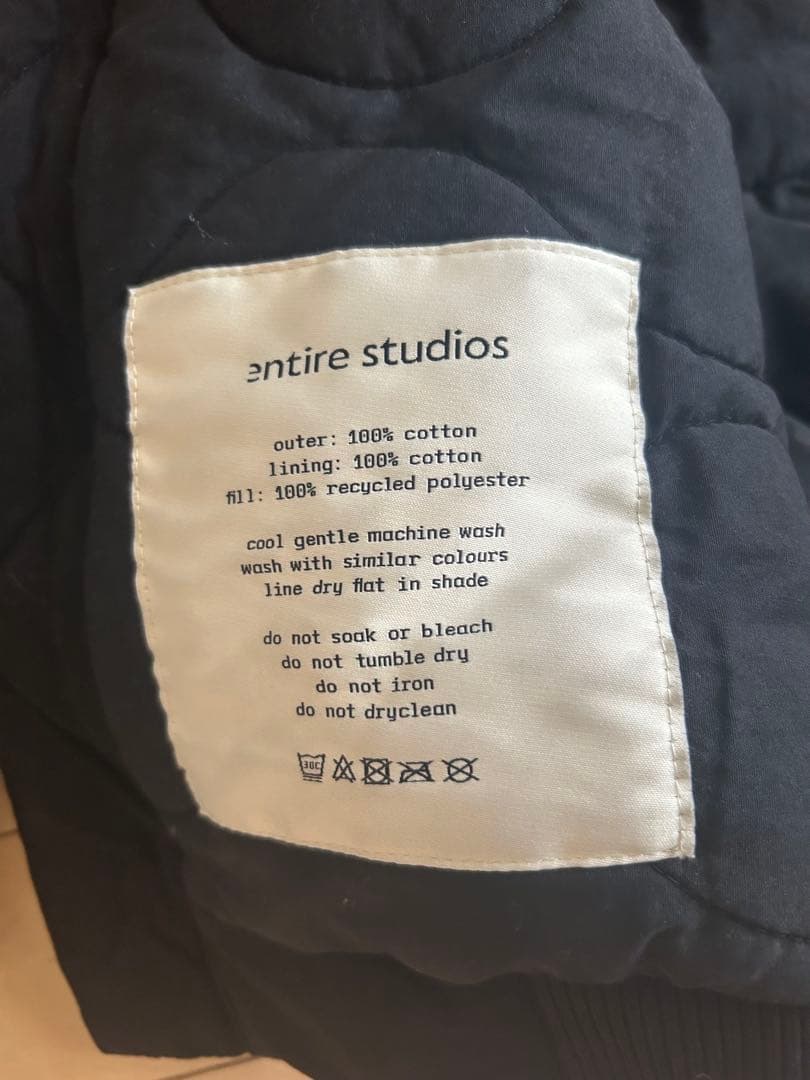 エンタイアスタジオ ボンバージャケット 黒色