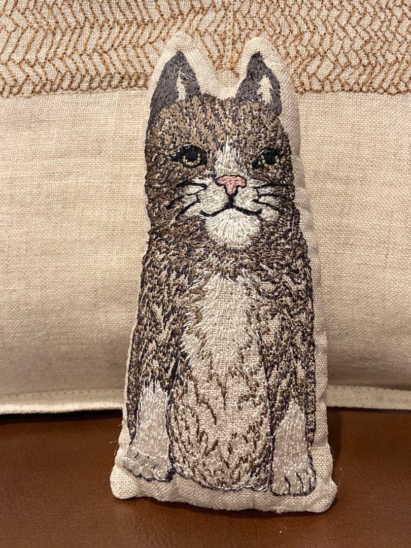 コーラルアンドタスク✴︎クッション　中材付き（羽毛）