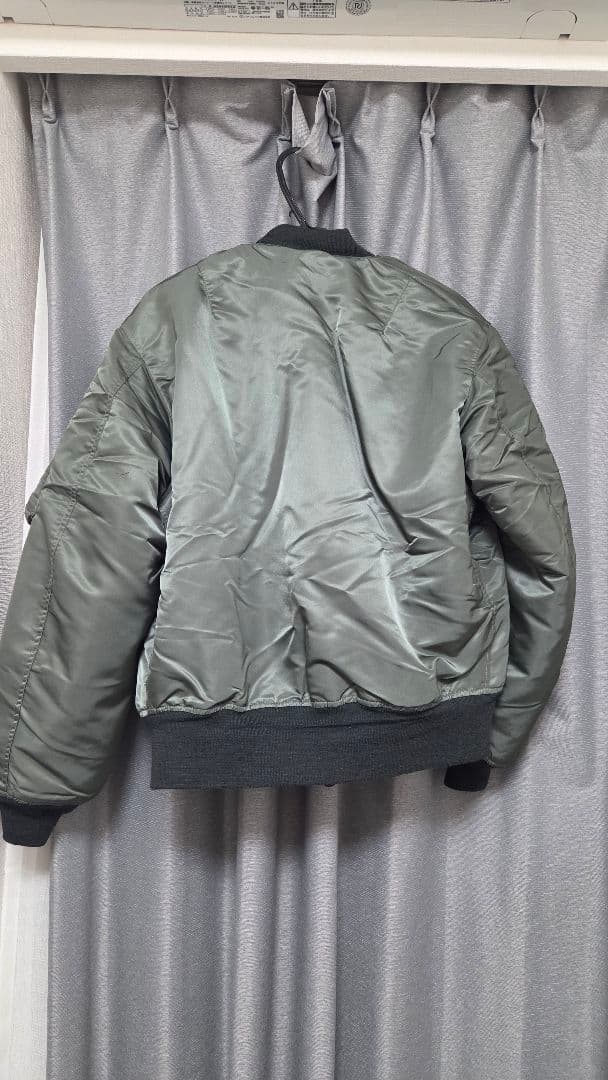 MIL-J-8279（1955〜57年）初期型MA-1 改良復刻モデル　XL