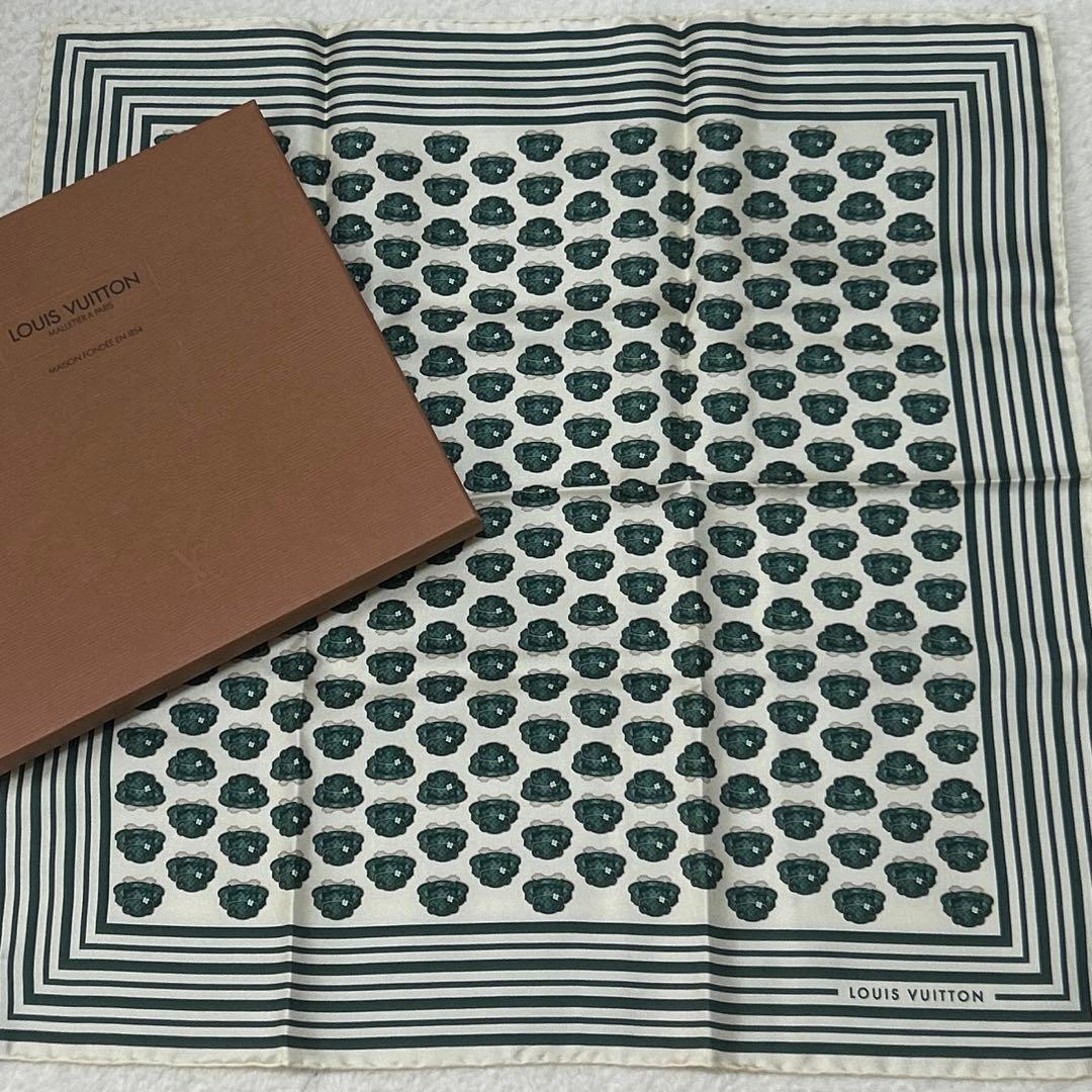 LOUIS VUITTON ルイヴィトンイタリア製シルクスカーフ廃盤未使用箱なし