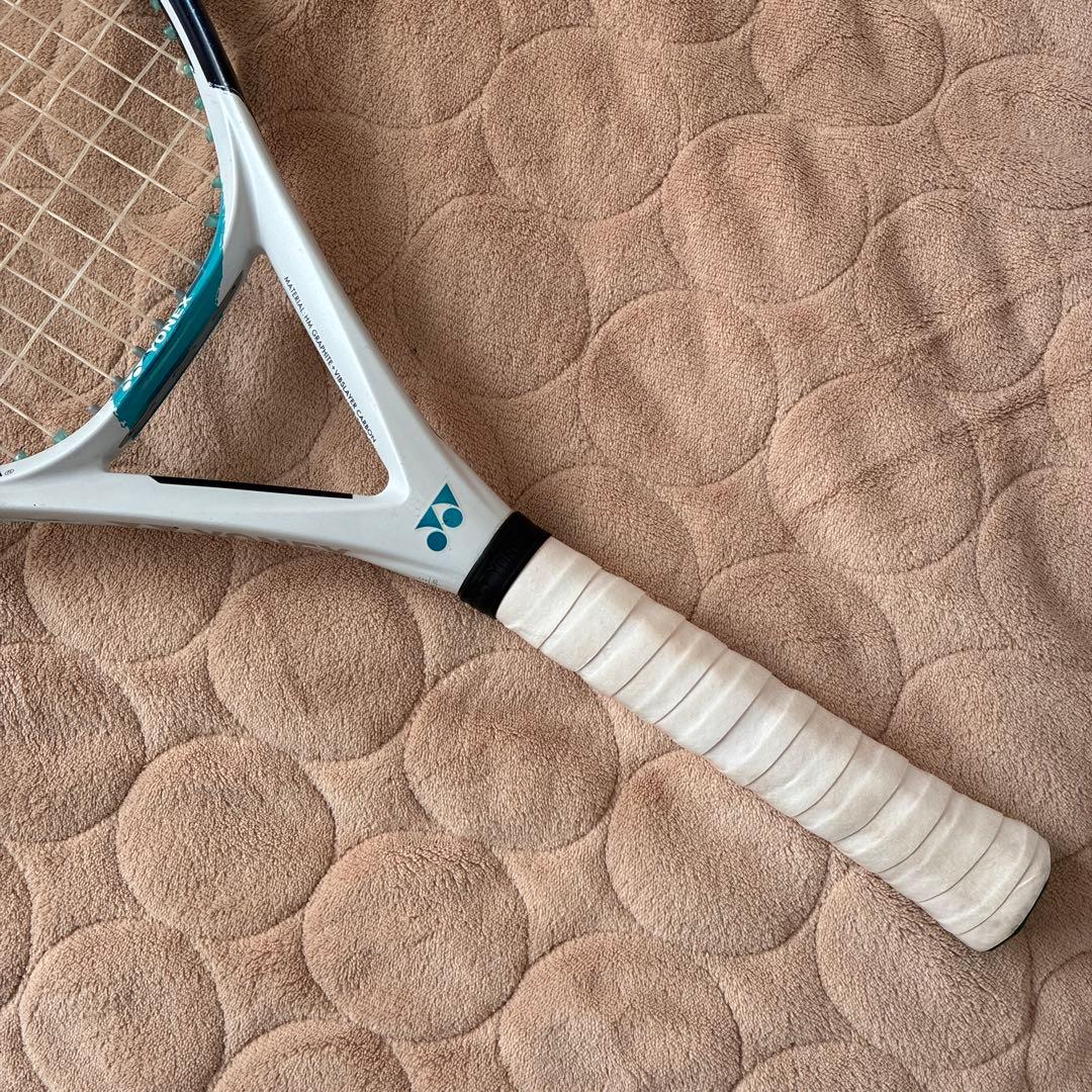 硬式テニスラケット YONEX ASTREL 105