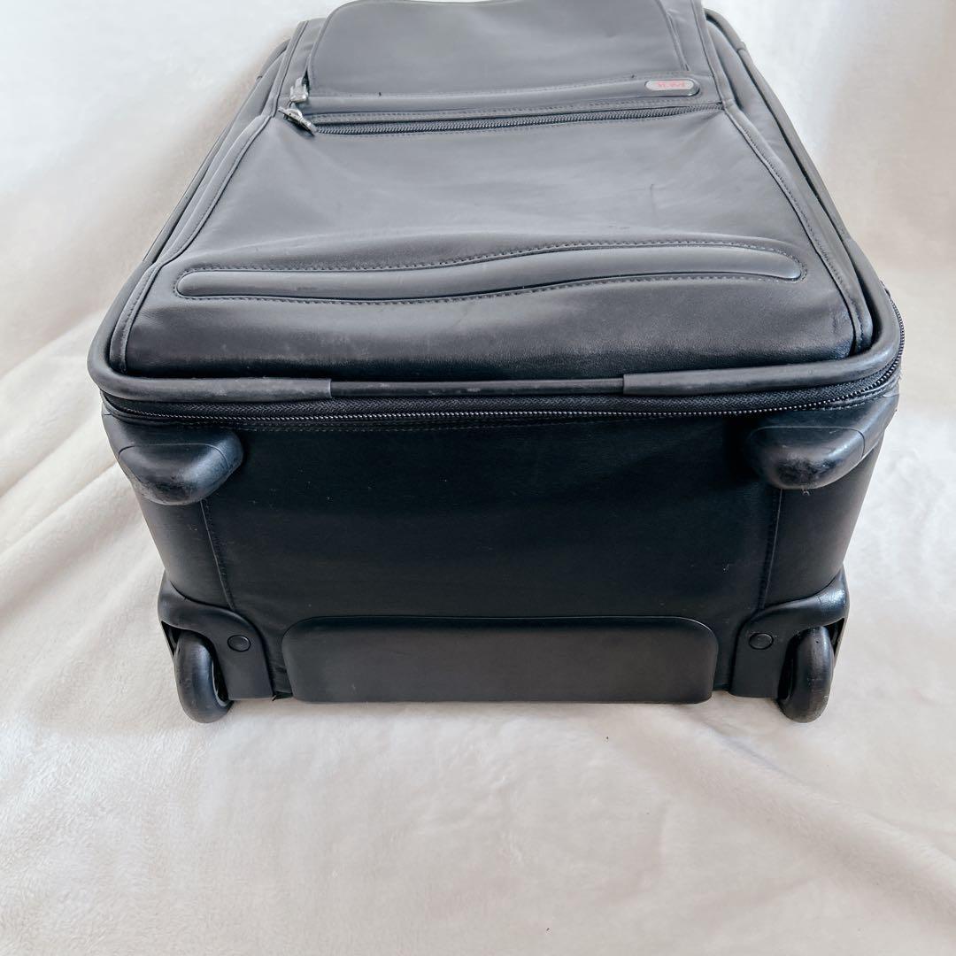 美品 TUMIトゥミ オールレザーキャリーバッグ 92000D4 日本未発売