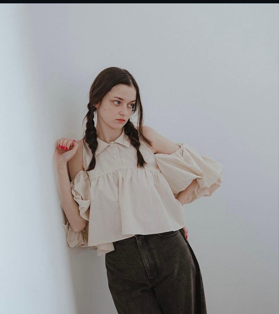 PINUE ピヌエ バルーンスリーブブラウス（BEIGE）