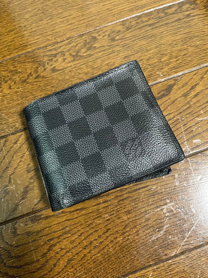 ルイヴィトン ダミエ グラフィット ポルトフォイユマルコNM