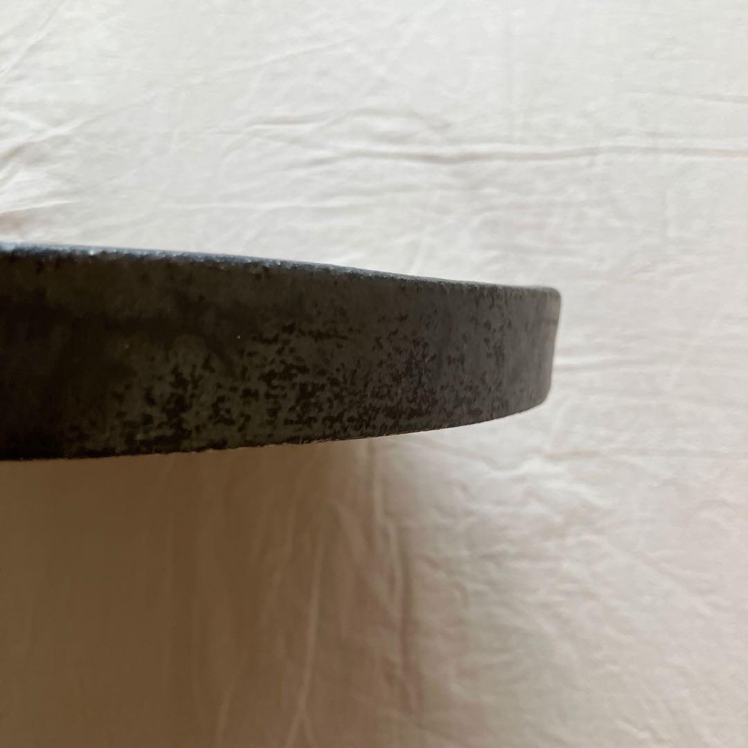 【新品未使用】安福由美子　錆盆皿①　26.5cm