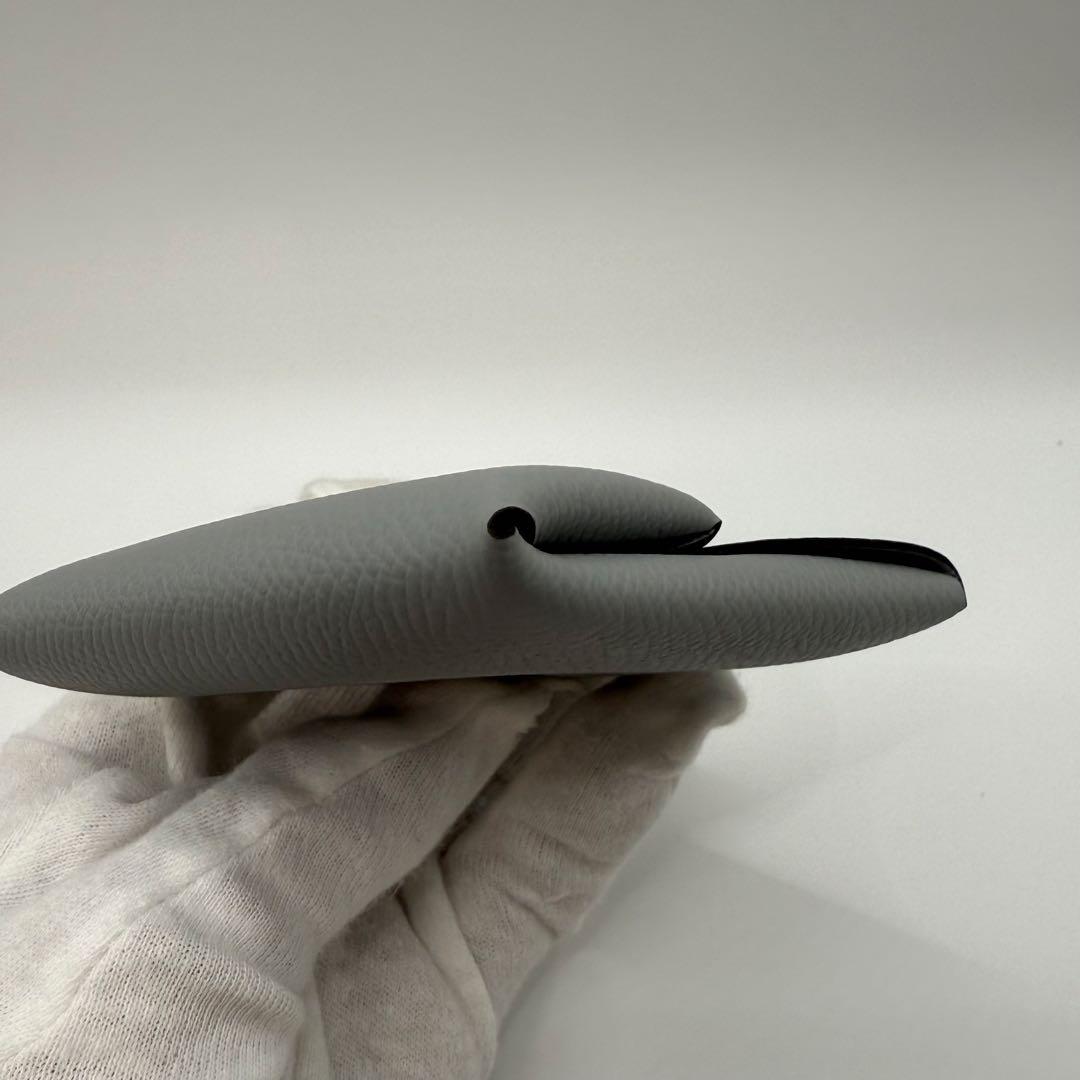 HERMES シルバー レザー ケース