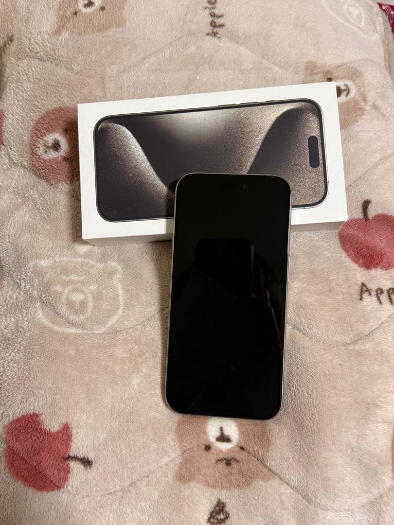 【美品】Apple iPhone 15 Pro 256GB