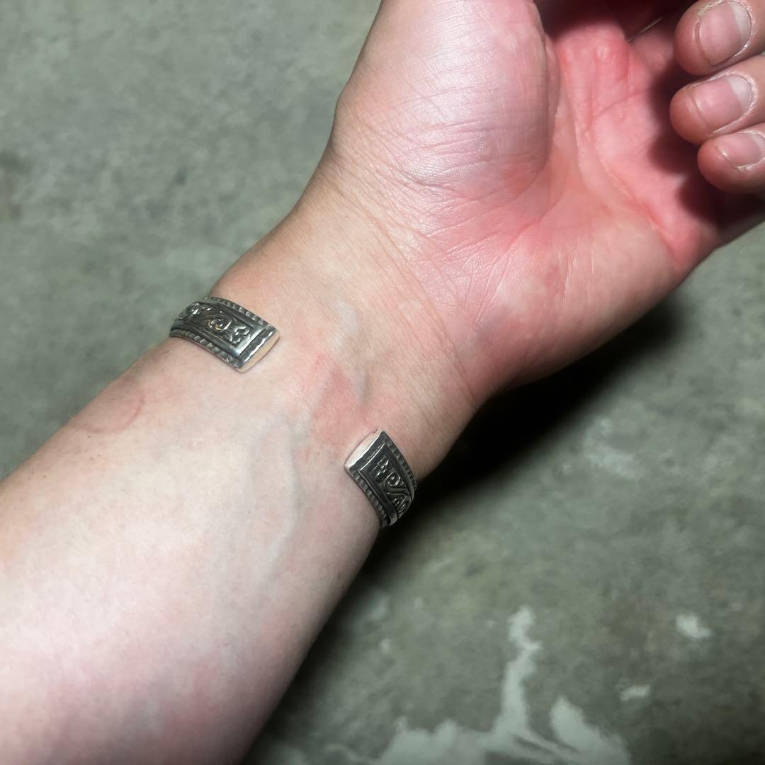 ZOCALO ソカロ ワイドアイビーバングル シルバー950 ドージェ ゴシック