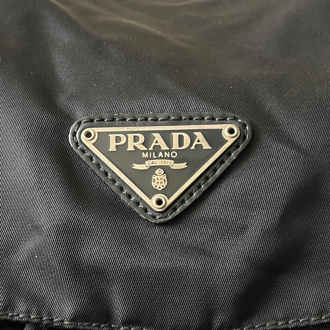 未使用級✨PRADA プラダ　リュックサック　ナイロン　ブラック　三角ロゴ　黒