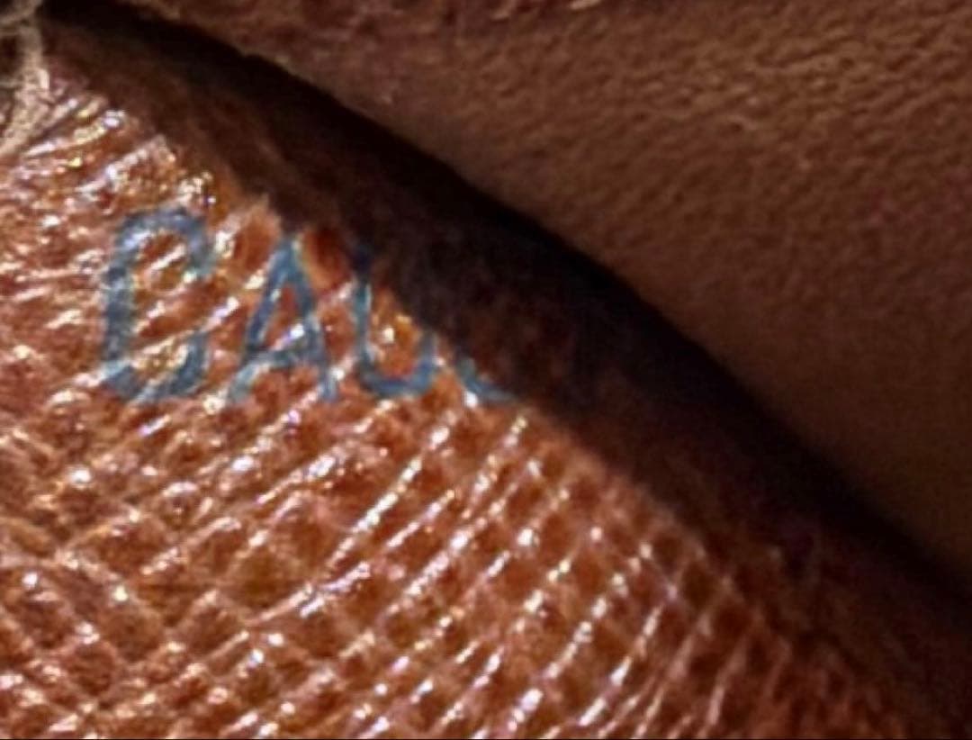 Y015 ルイヴィトン　モノグラム　ヴィエノワ　折り財布　コンパクト