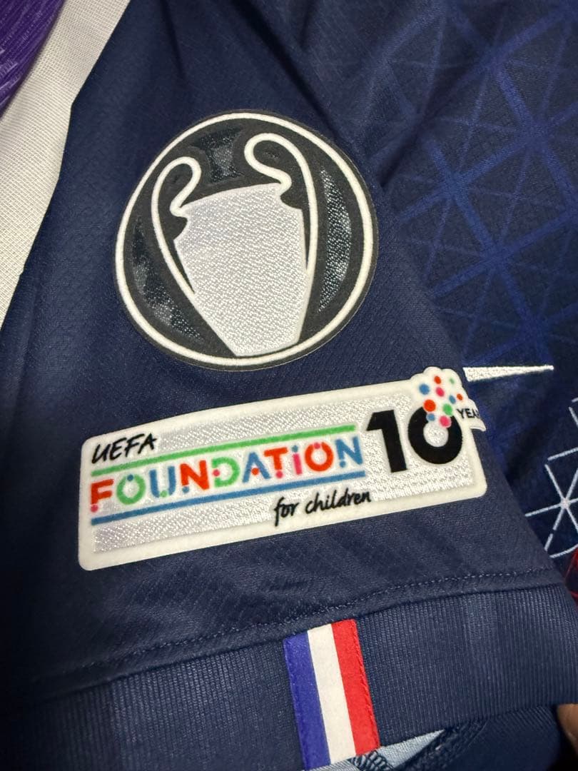 PSG 25/26 ホームキット　17番ヴィティーニャ&クラブマフラー