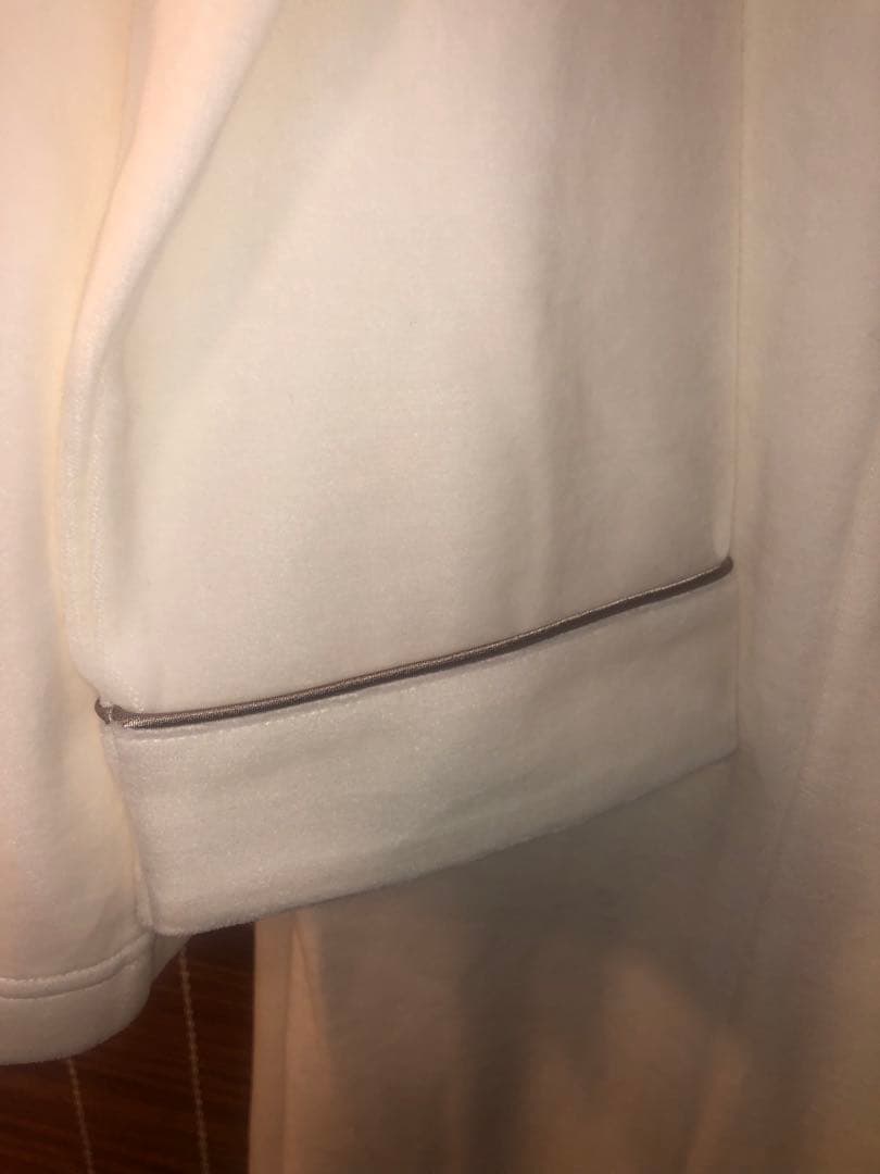 ワコール 睡眠科学プレミアム 高級ベロア パジャマ L 定価33,000円