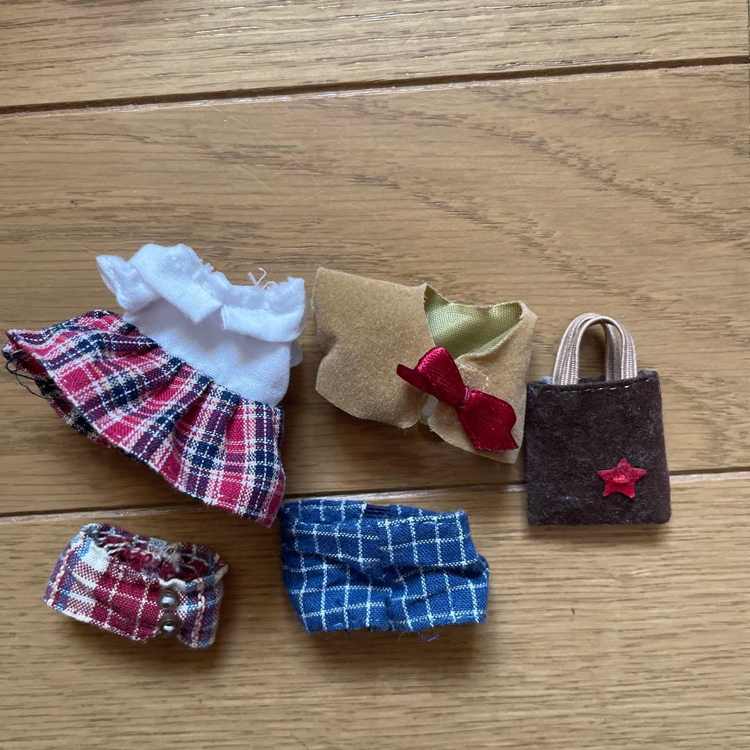 シルバニア　服