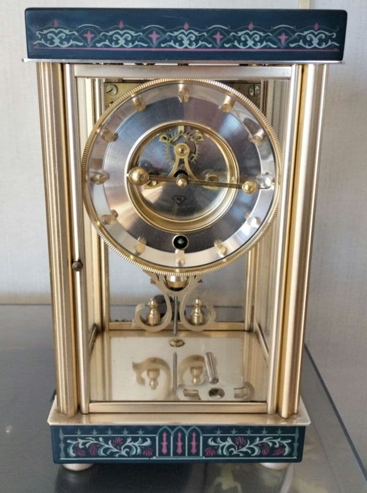 日本美術時計 Nマーク 手巻き ゼンマイ振り子式置時計 4面ガラス 【重厚感！】