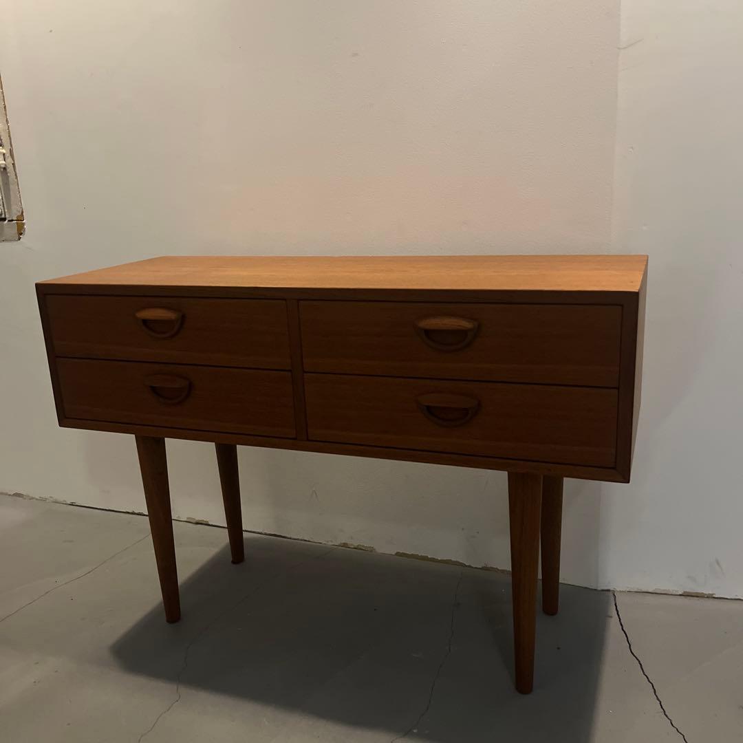 カイクリスチャンセン　チェスト