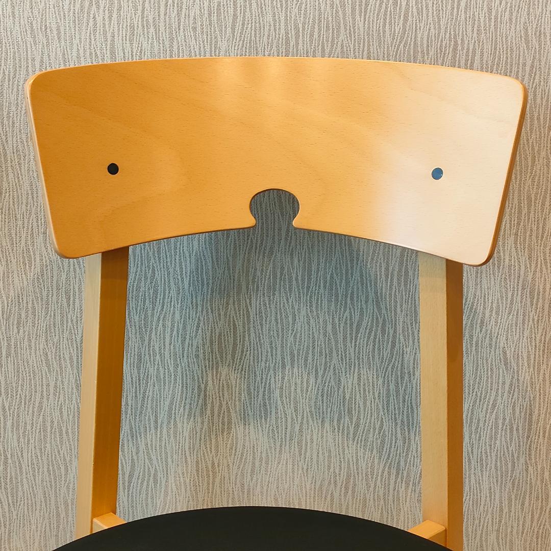 カリガリス　ダイニングチェア　2脚セット　スタッキングチェア