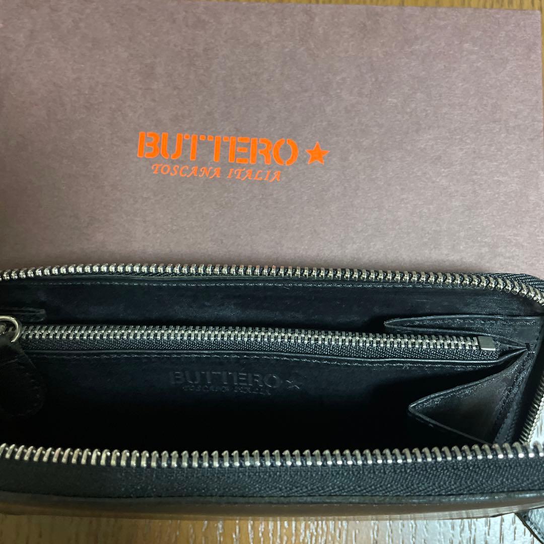 ヨシハル　BUTTERO長財布