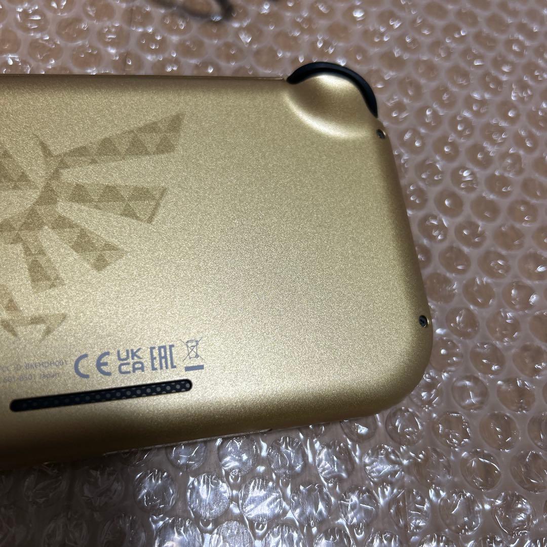 美品　Switch Switch Lite本体 ハイラルエディション