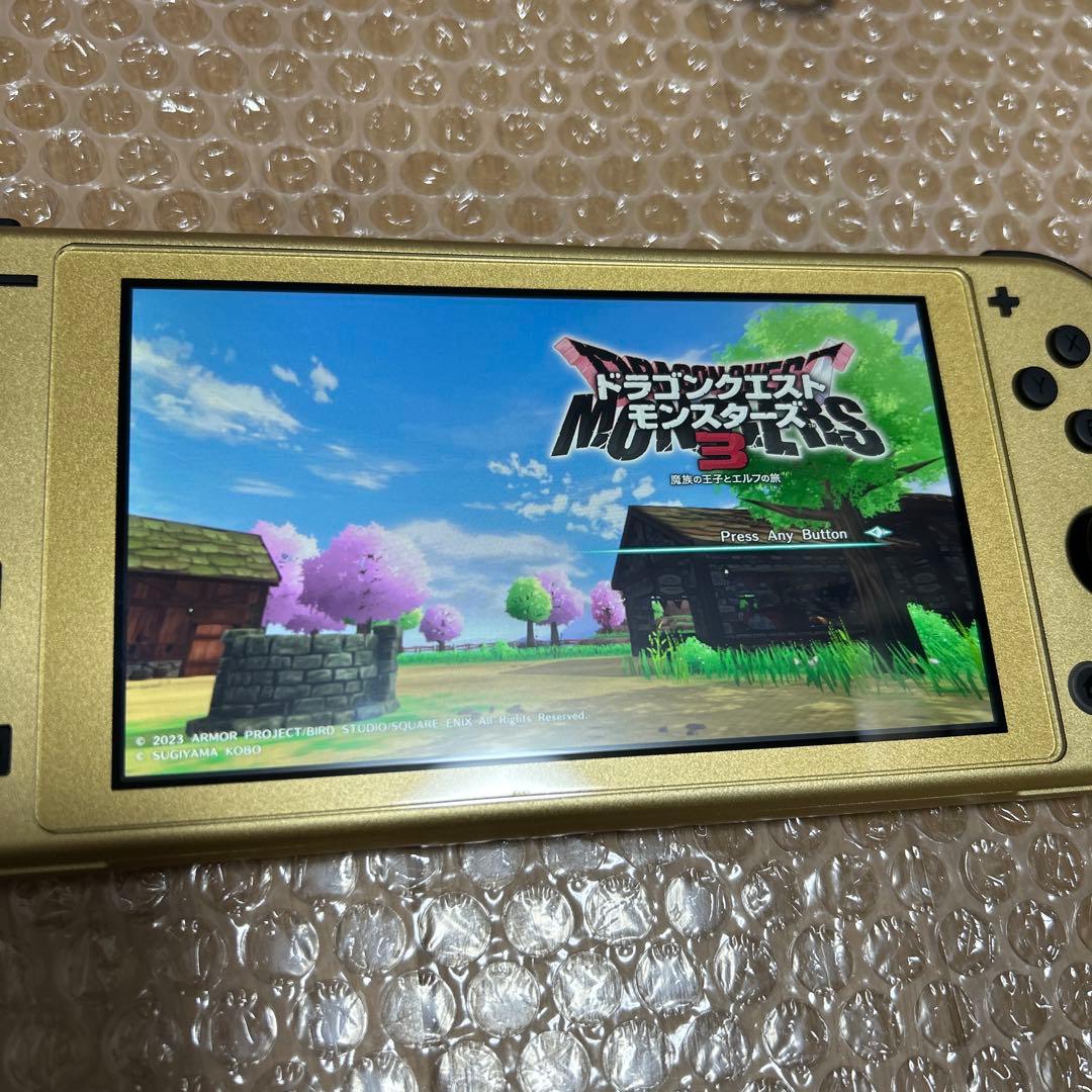 美品　Switch Switch Lite本体 ハイラルエディション