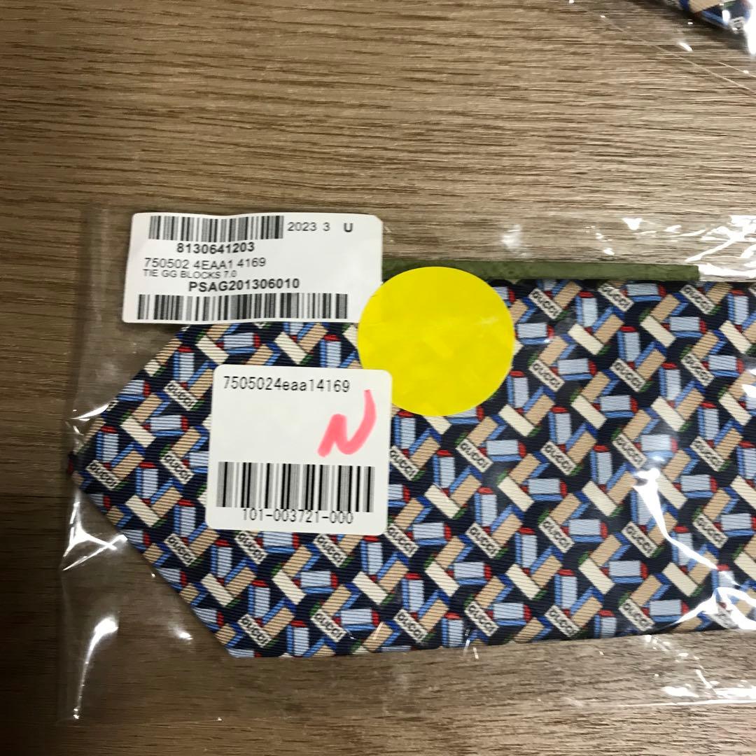 GUCCI 幾何学模様 ネクタイ 青系