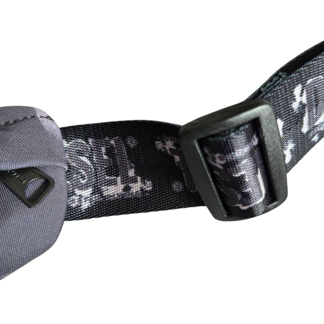 新品✨DIESEL ディーゼル ブランドロゴ デザイン ボディバッグ