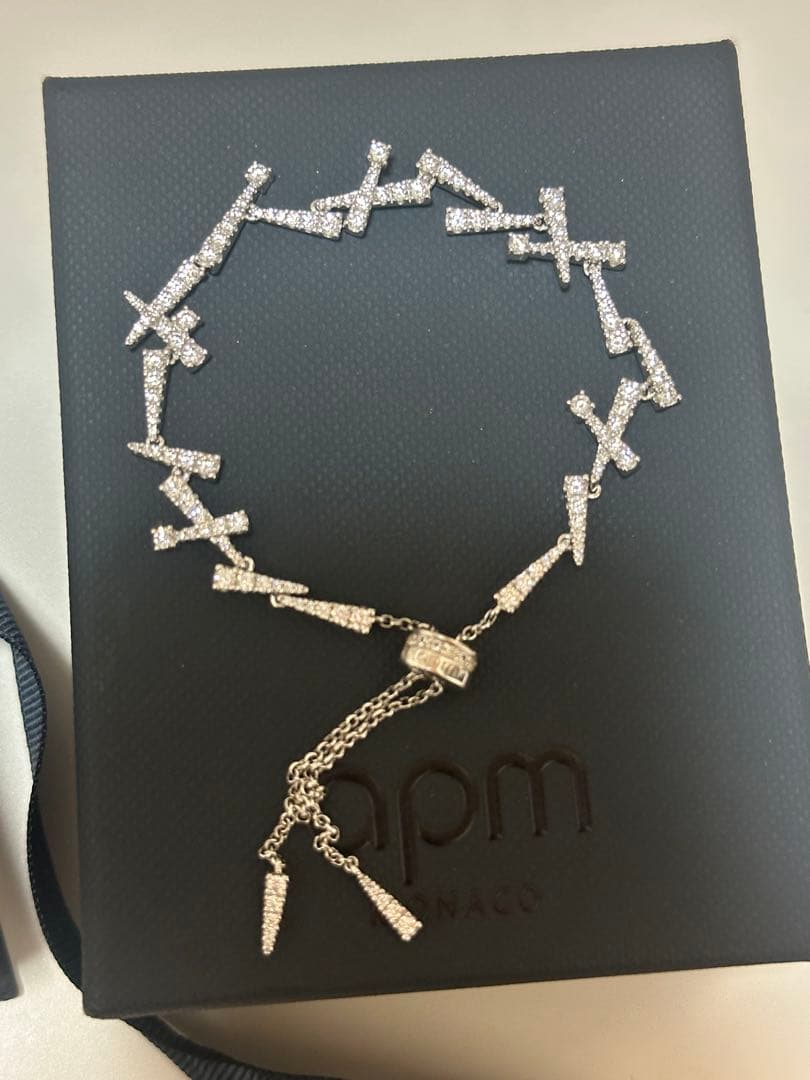 APM Monaco 調節可能ブレスレット