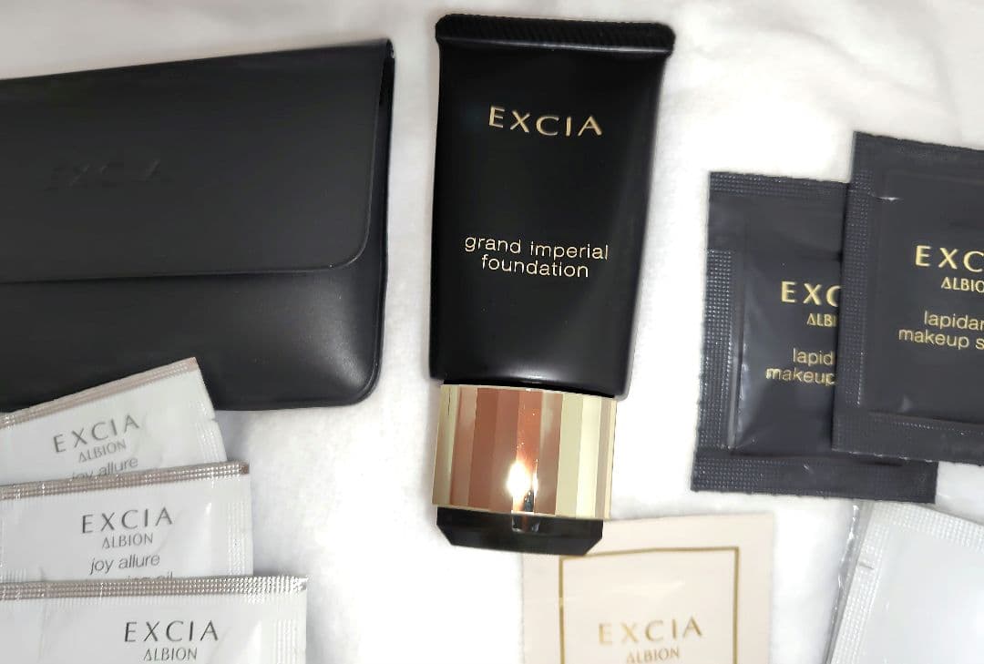エクシア グランインペリアルファンデーション OC101