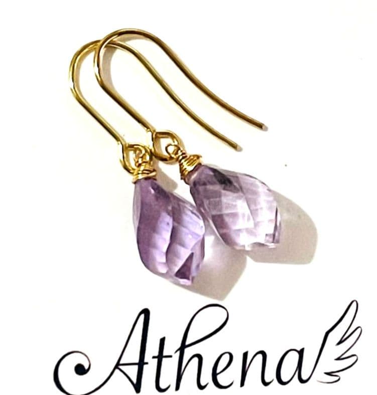 天然石ラベンダーアメジストツイストドロップカット１４Kgfピアス