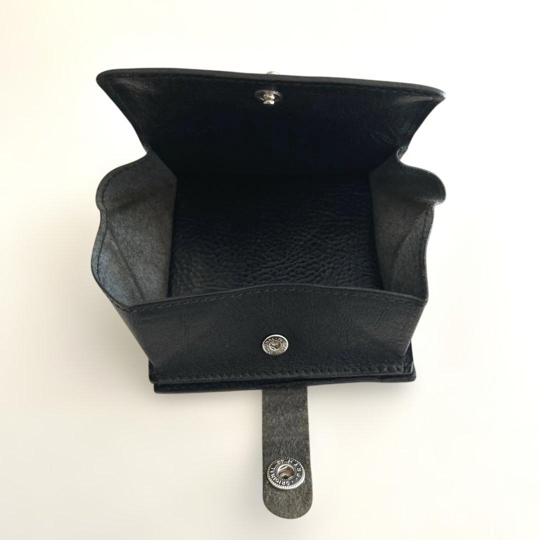 え*き様 IL BISONTE 二つ折り財布 黒 レザー