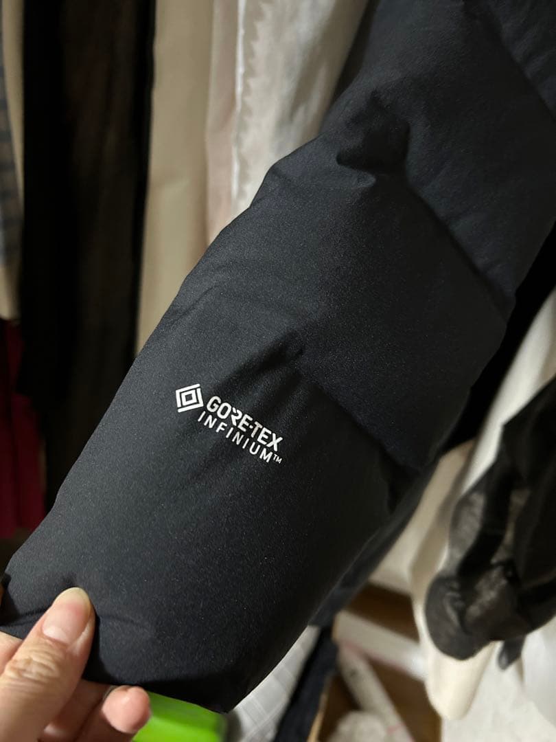 【一度履きのみ】ジミーチュウグリッター スニーカー