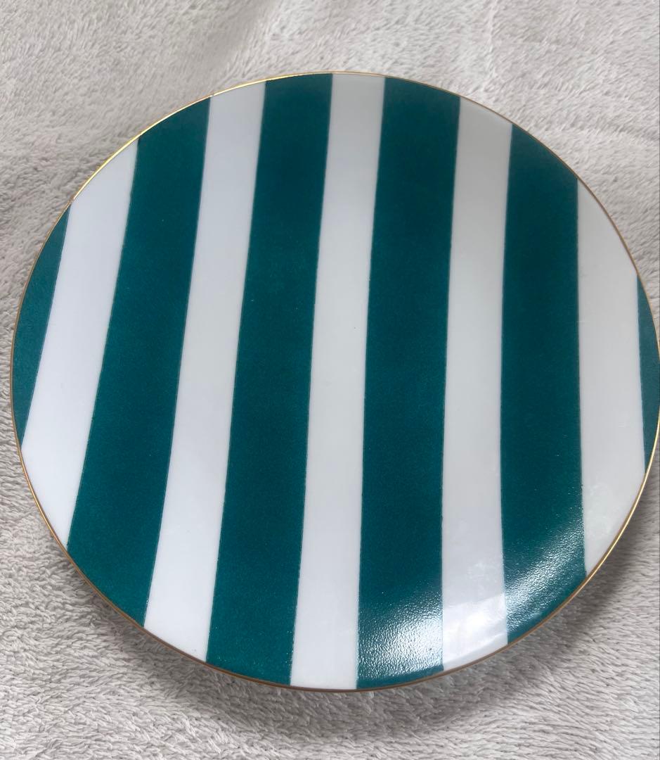 MarieDaageリモージュ　デザートプレート　グリーン　ホワイト　ストライプ
