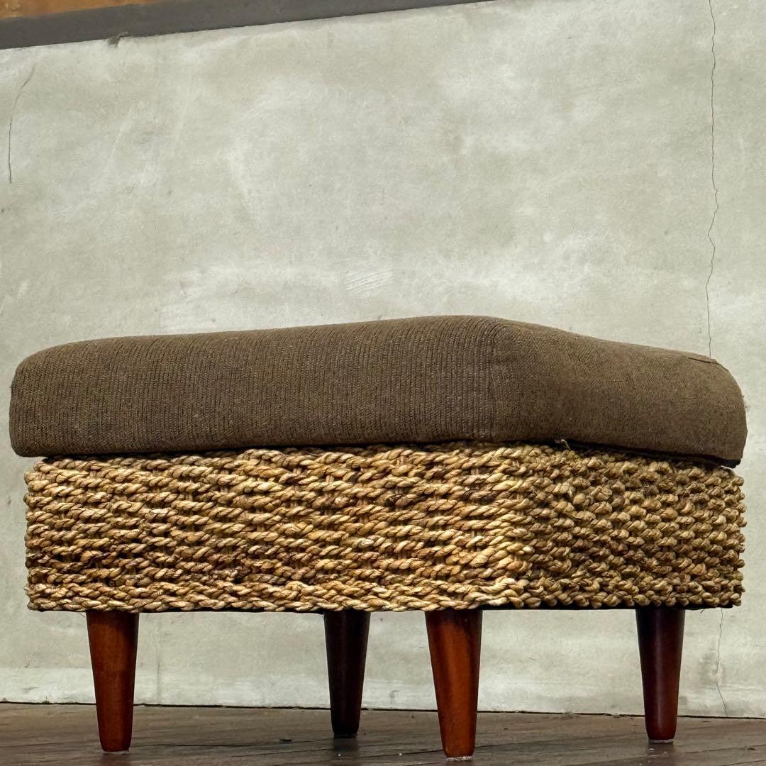 H17C16c ウォーターヒヤシンス オットマン