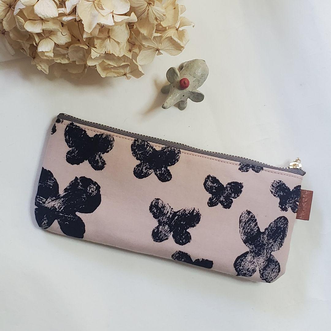 ミナペルホネン　ペンケース　smile flower